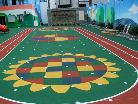 幼兒園場(chǎng)地